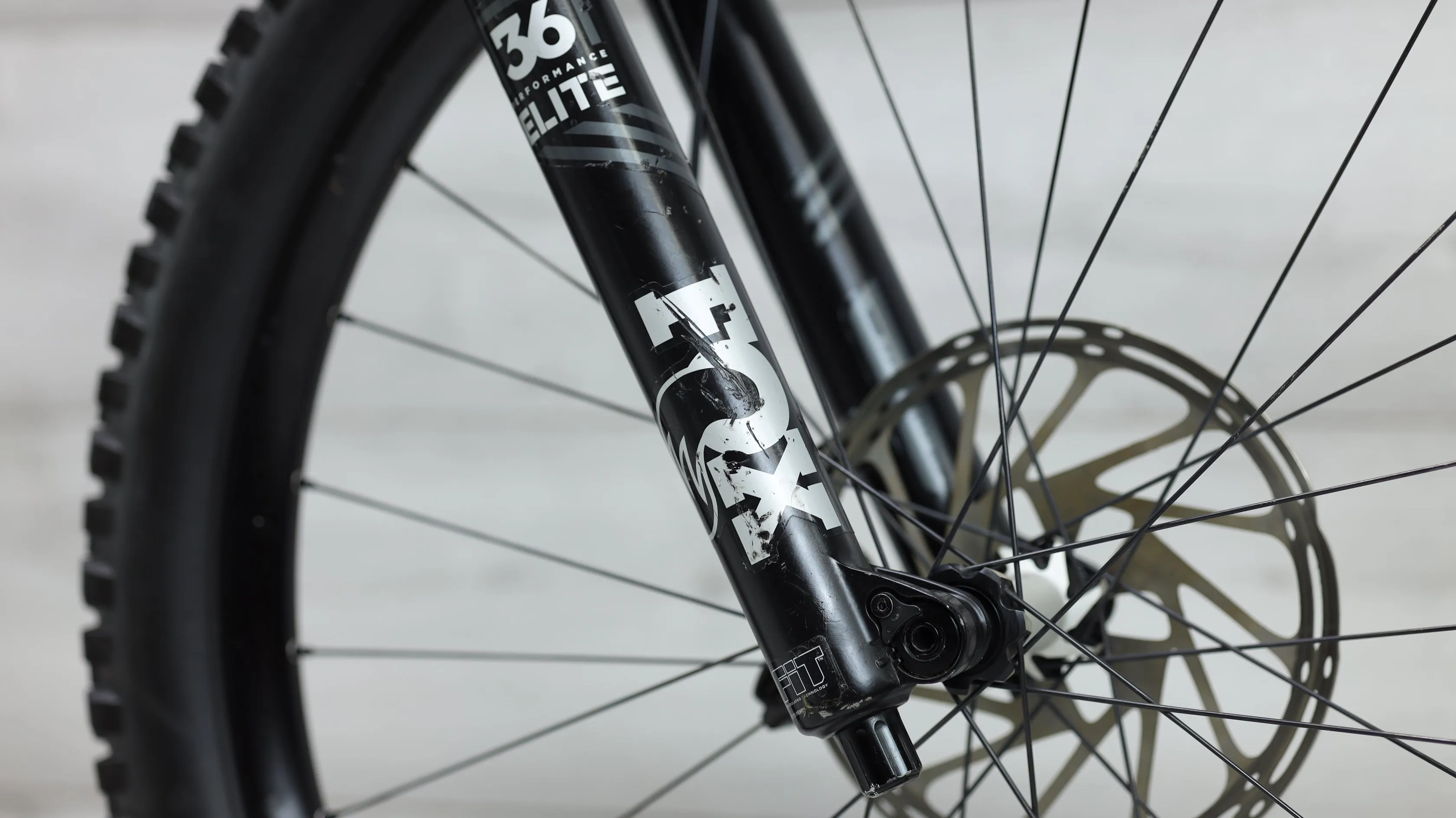 2018 GIANT REIGN ADVANCED 0  Mountain Bike - Medium