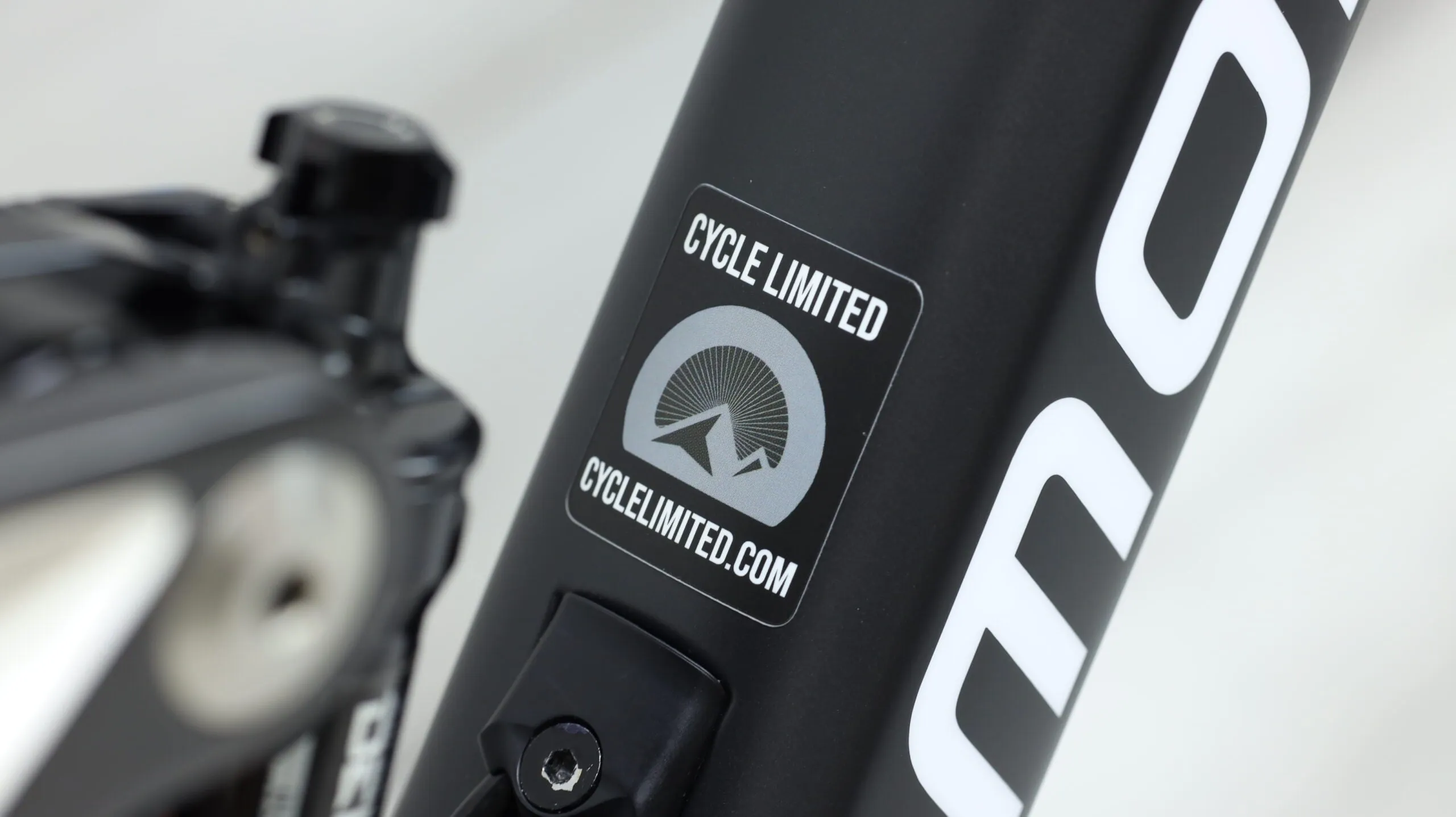 2020 Mondraker Dune Carbon XR  Mountain Bike - Large