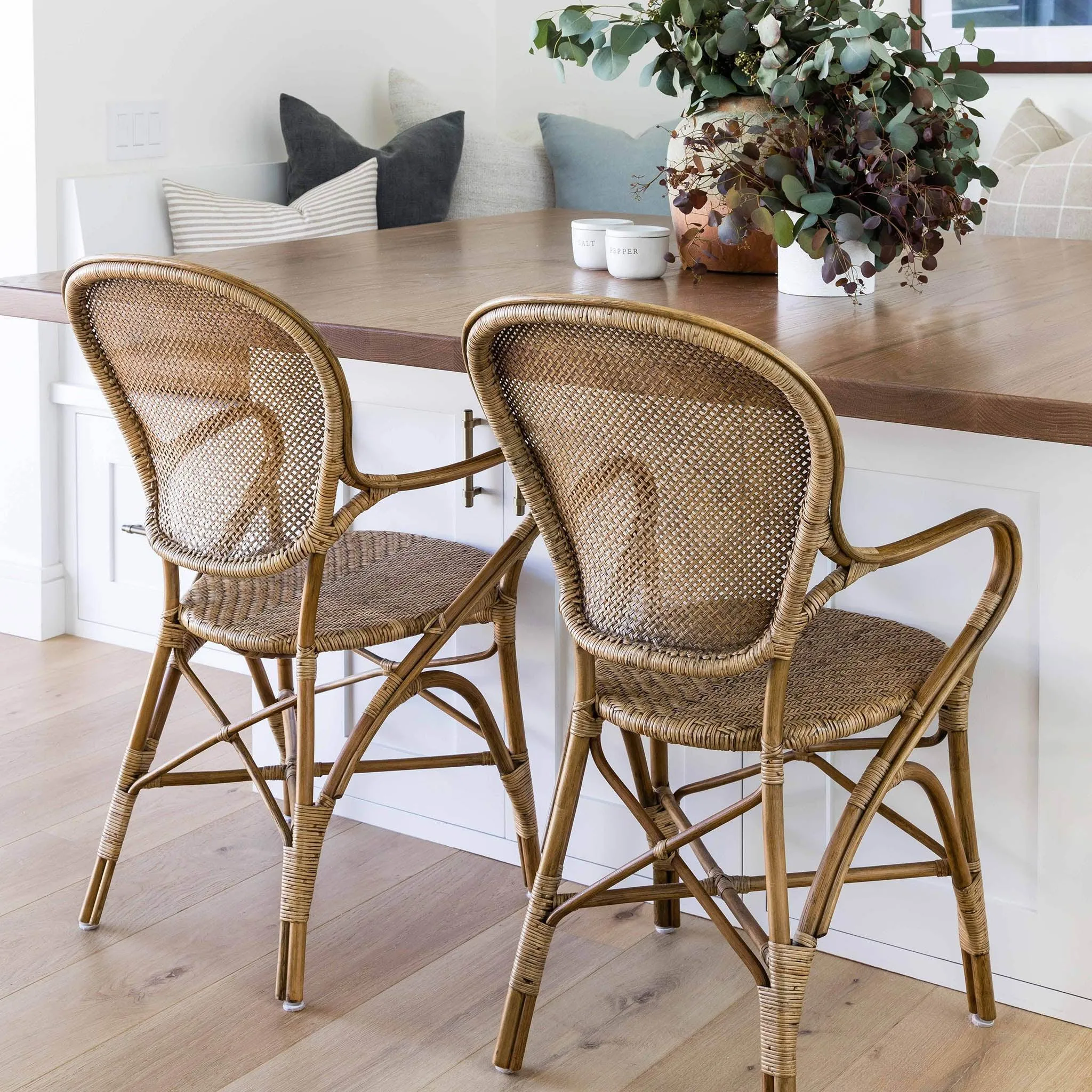 Freyja Arm Chair