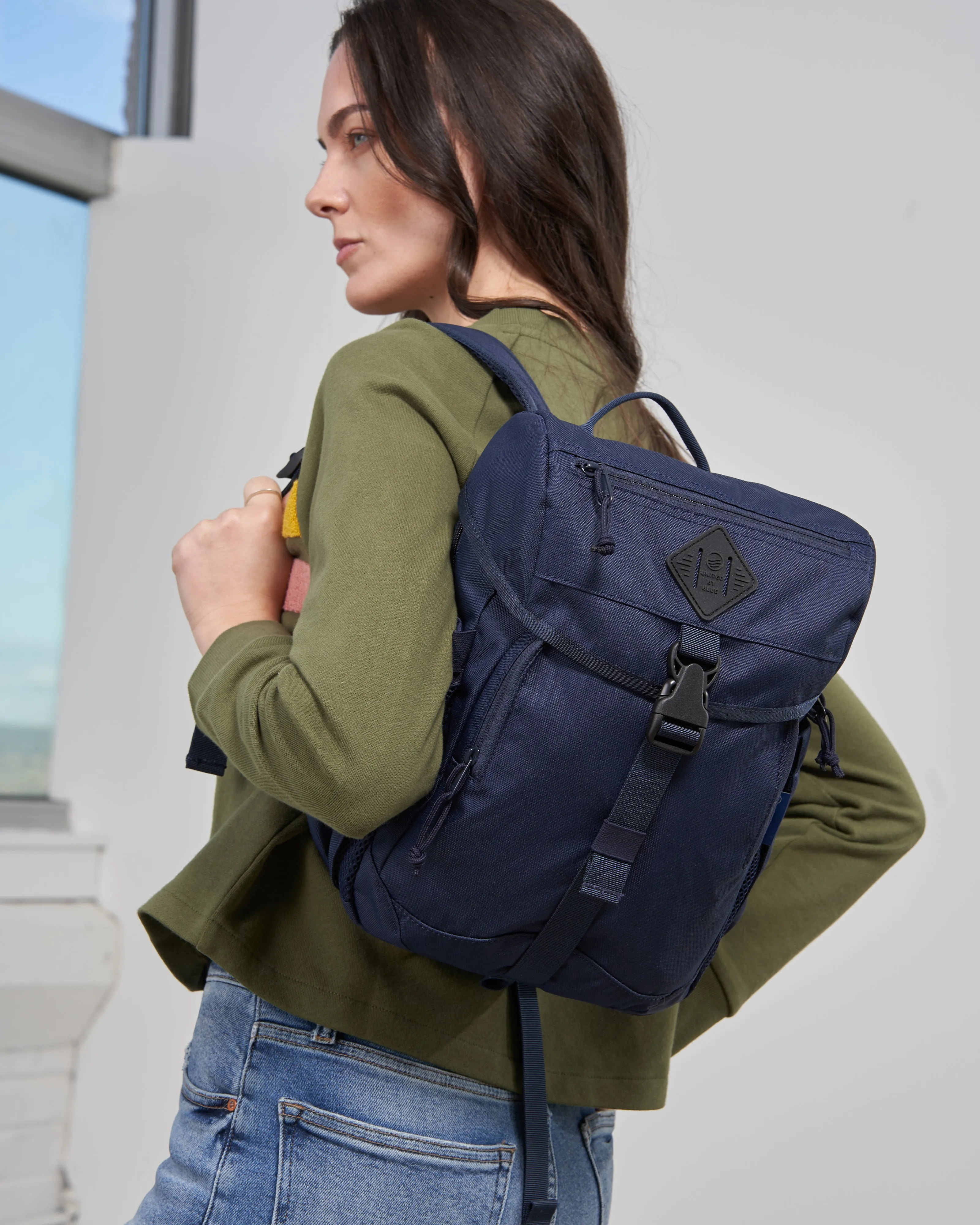 (R)evolution™ 9L Sidekick