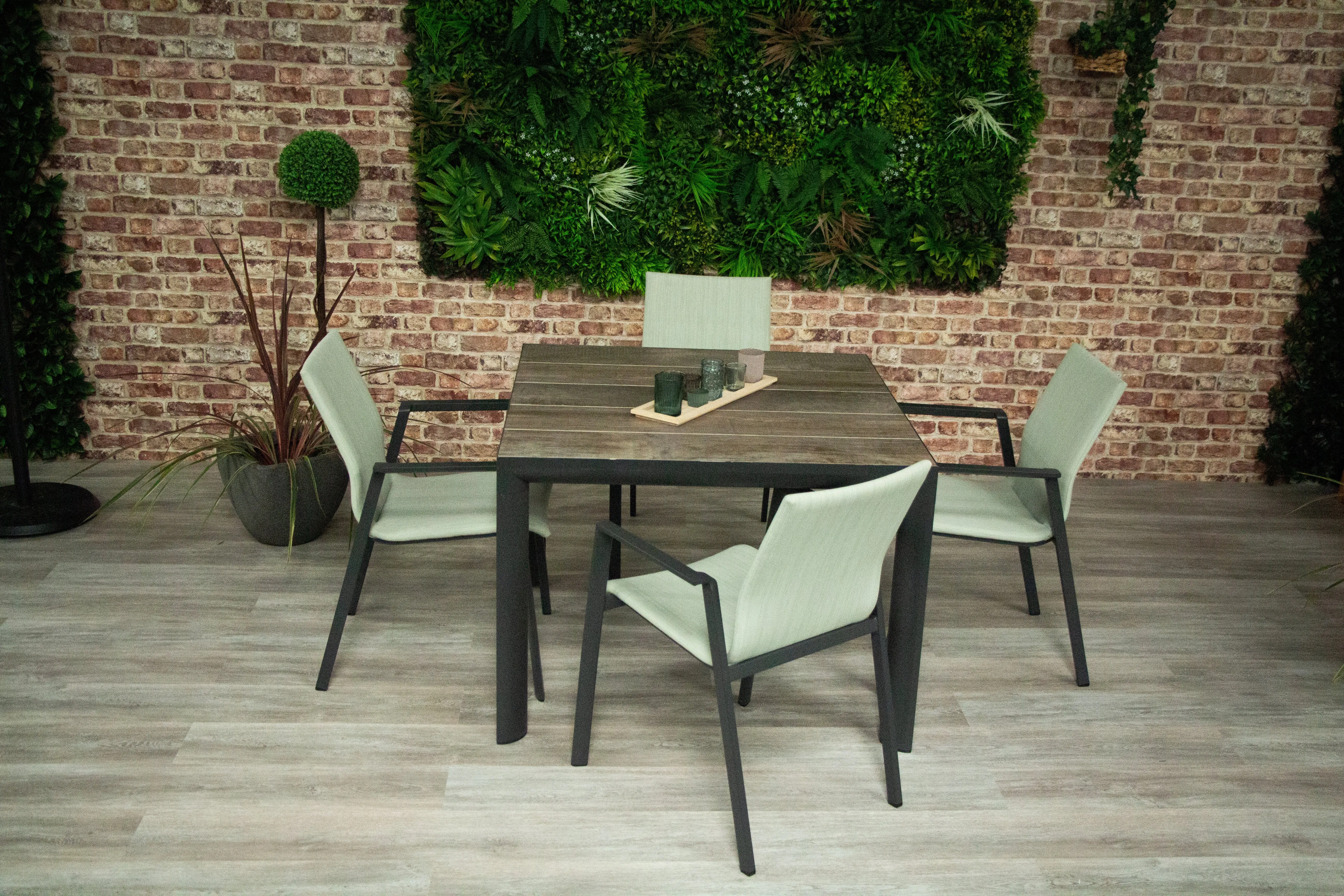 Valletta 4 Or 8 Seat Dining Set