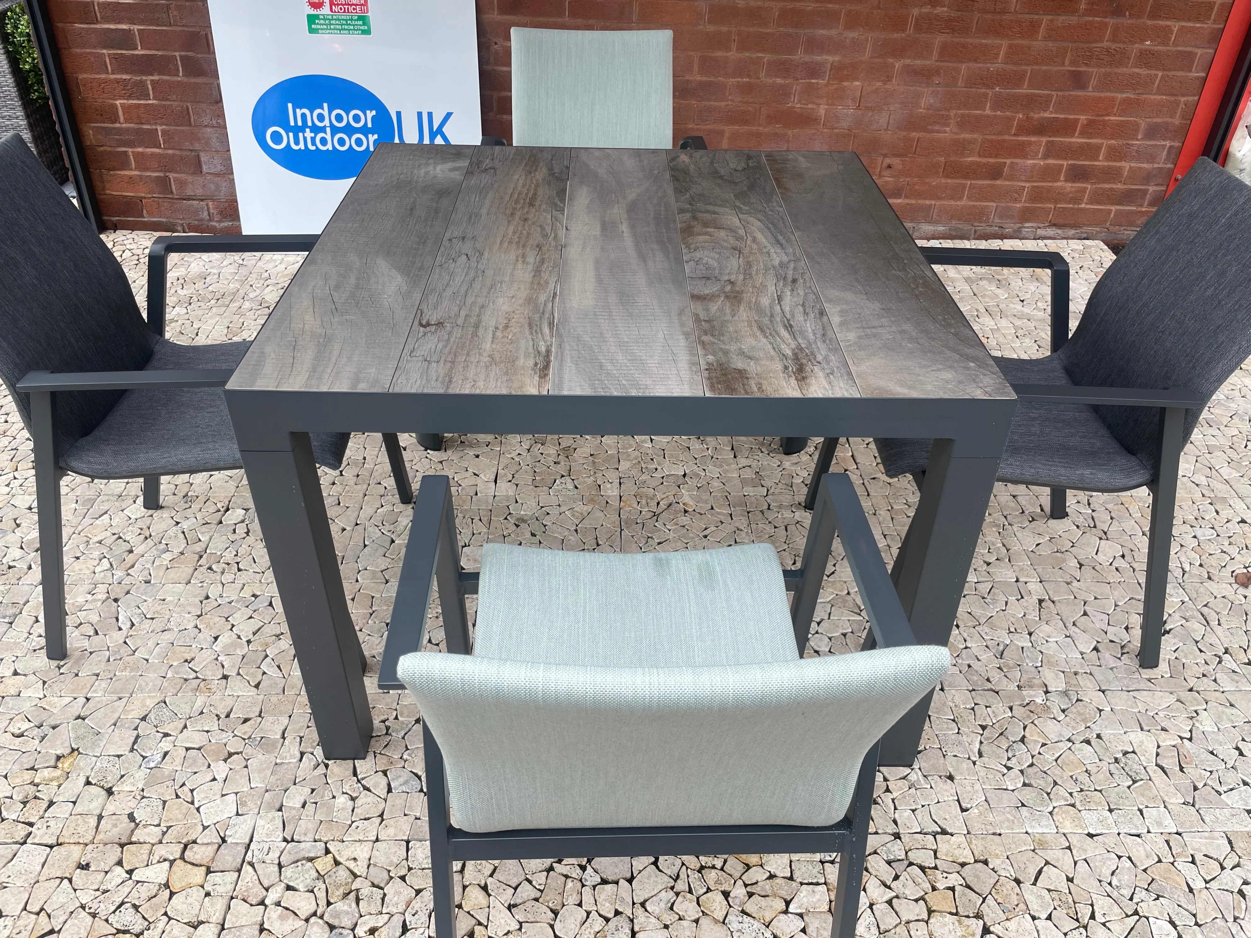 Valletta 4 Or 8 Seat Dining Set