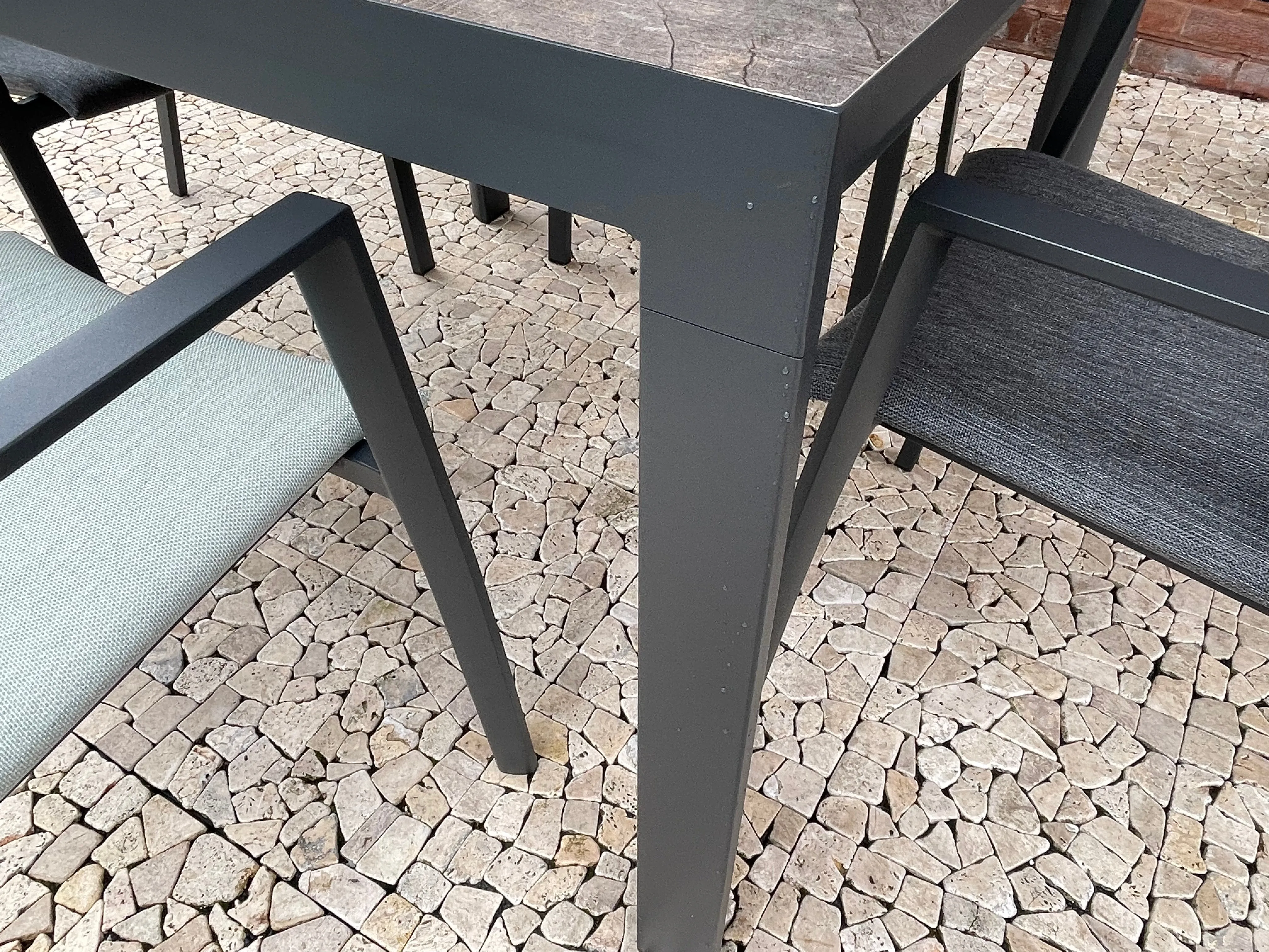 Valletta 4 Or 8 Seat Dining Set